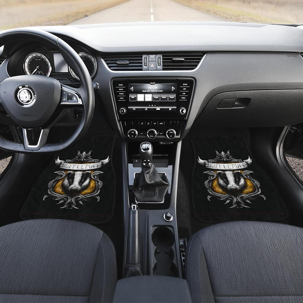 Hufflepuff-Logo-in-black-theme-Car-Floor-Mats-191023-1