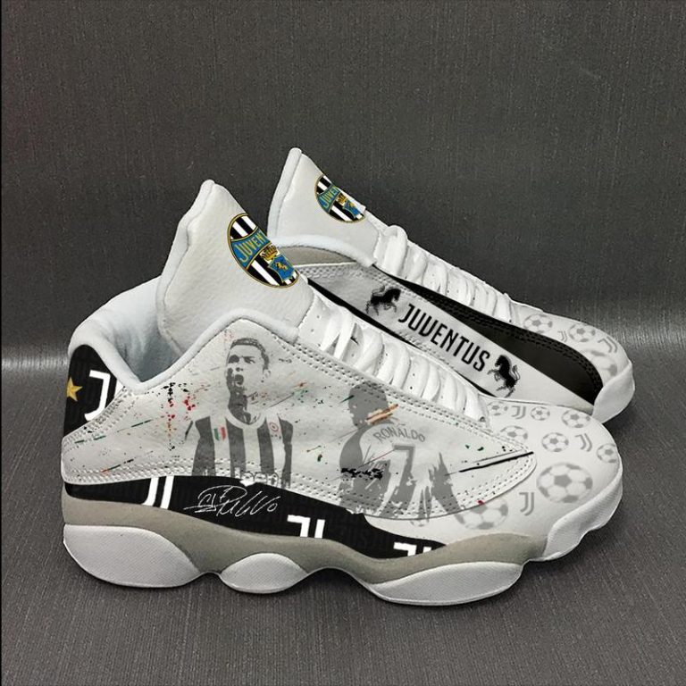 Cristiano-Ronaldo-Juventus-Air-Jordan-13-Sneaker-3