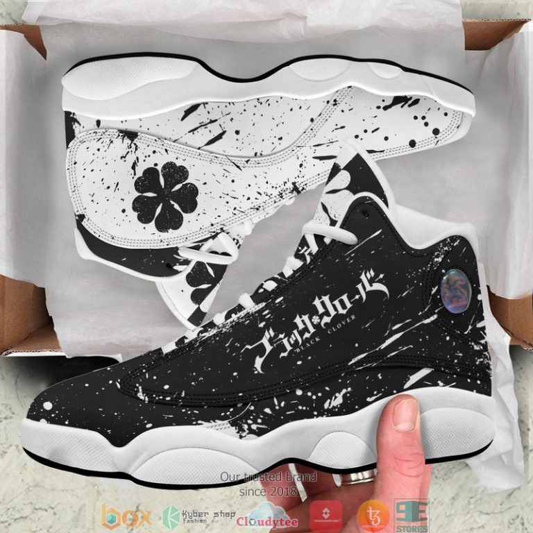 Five-Leaf-Clover-Air-Jordan-13-Sneaker-2