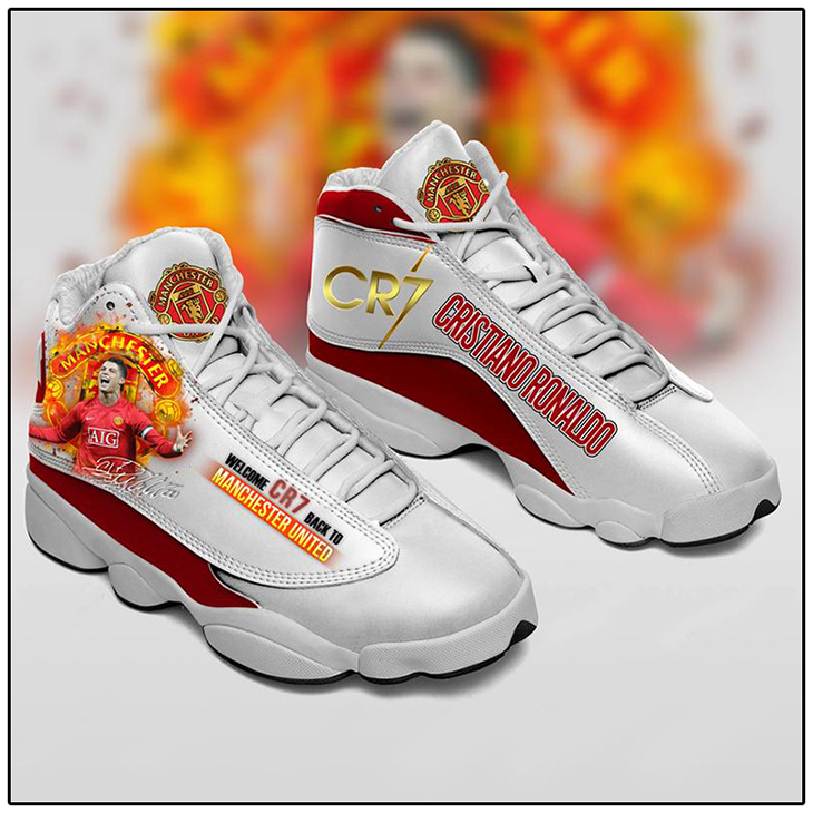 Manchester-United-Welcome-Cr7-Cristiano-Ronaldo-Air-Jordan-13-Sneaker-4