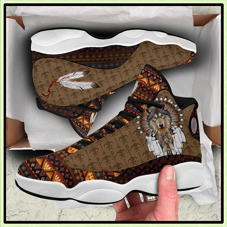 Native-Wolf-Dreamcatcher-Air-Jordan-13-Shoes-3
